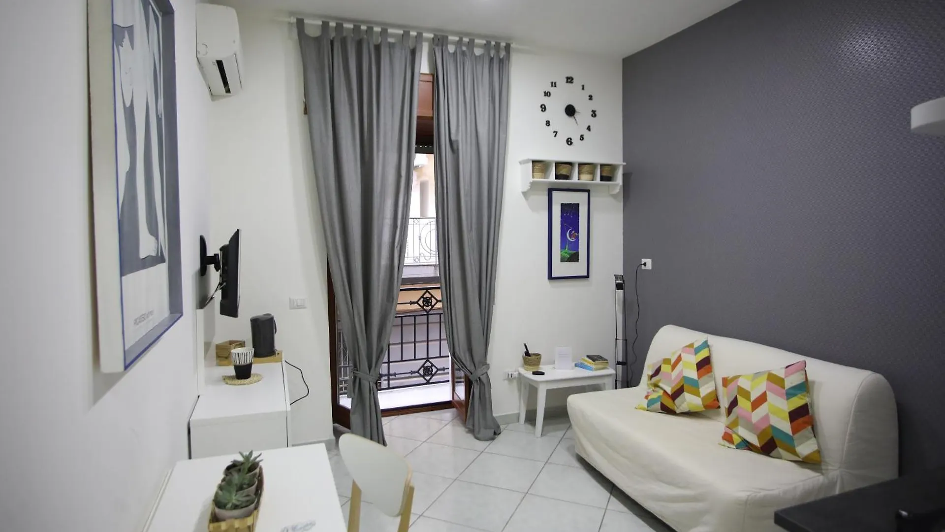 Appartement Casa Sulla Nuvola Duomo Centro Storico Di Napoli Italie