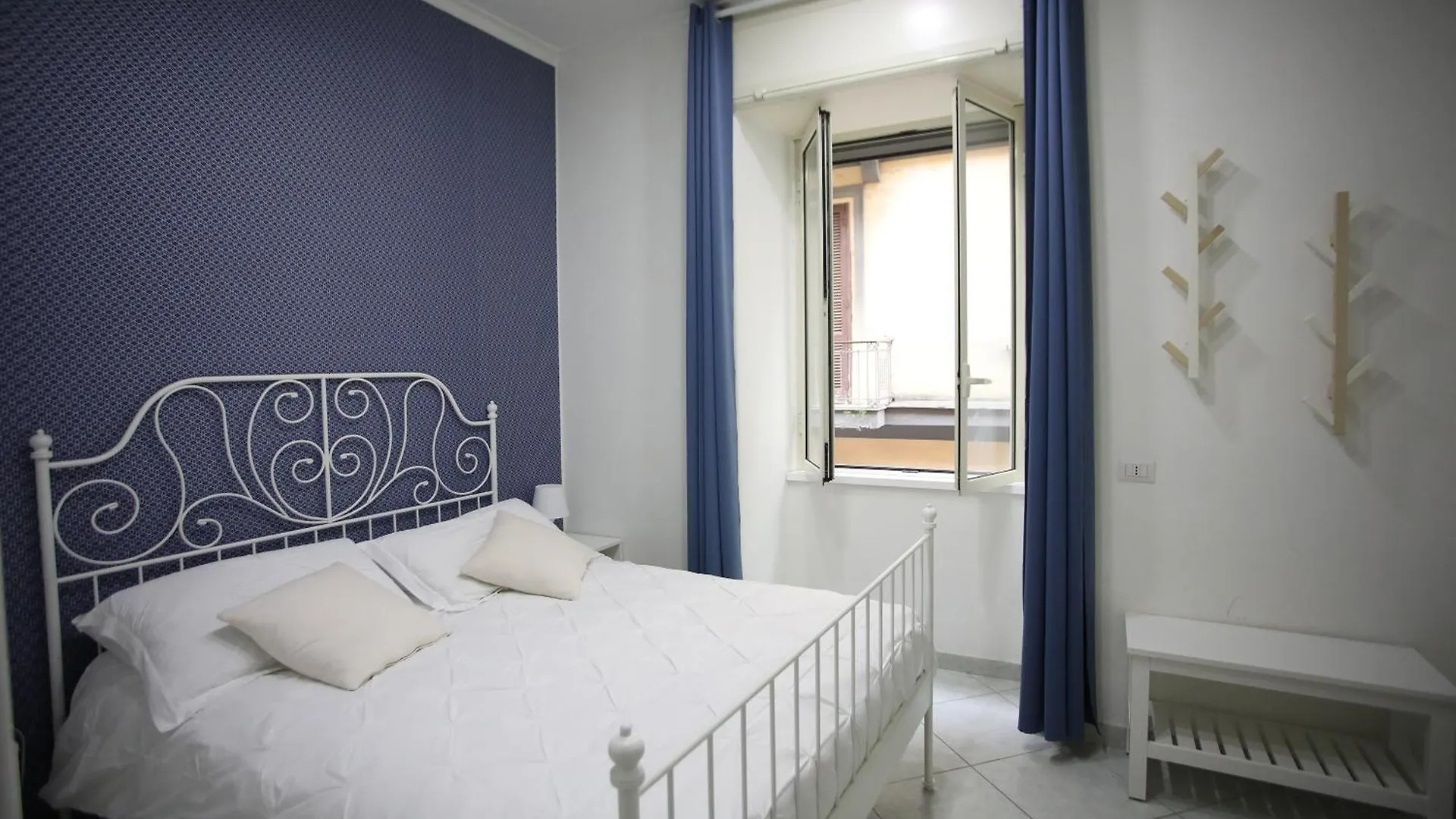 Appartement Casa Sulla Nuvola Duomo Centro Storico Di Napoli